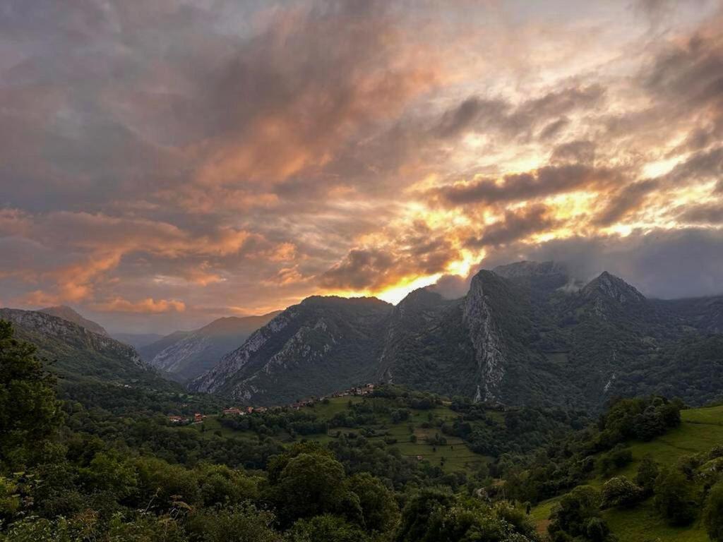 El Refugio Del Busgosu Villa Pen Екстериор снимка